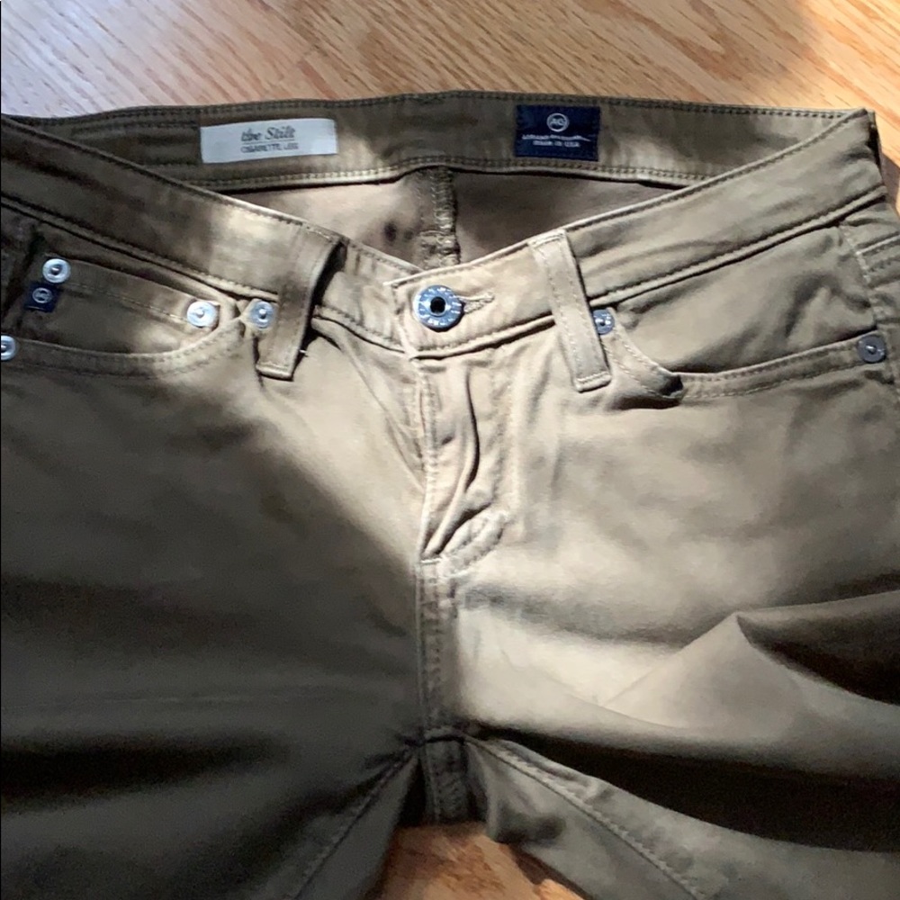 Soft denim in olive color